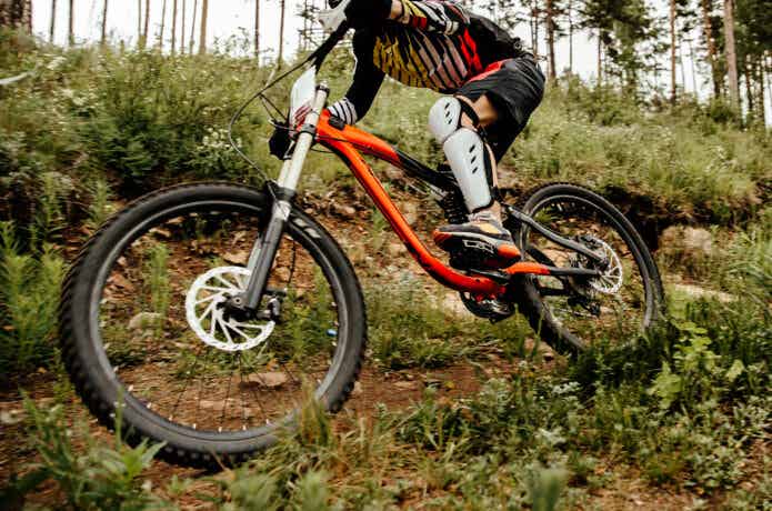 最新スペックのフルサスMTB