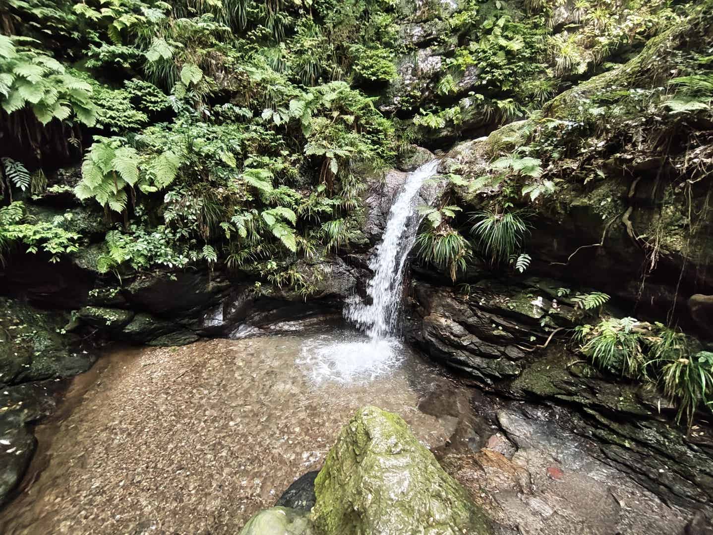 黒山三滝の女滝