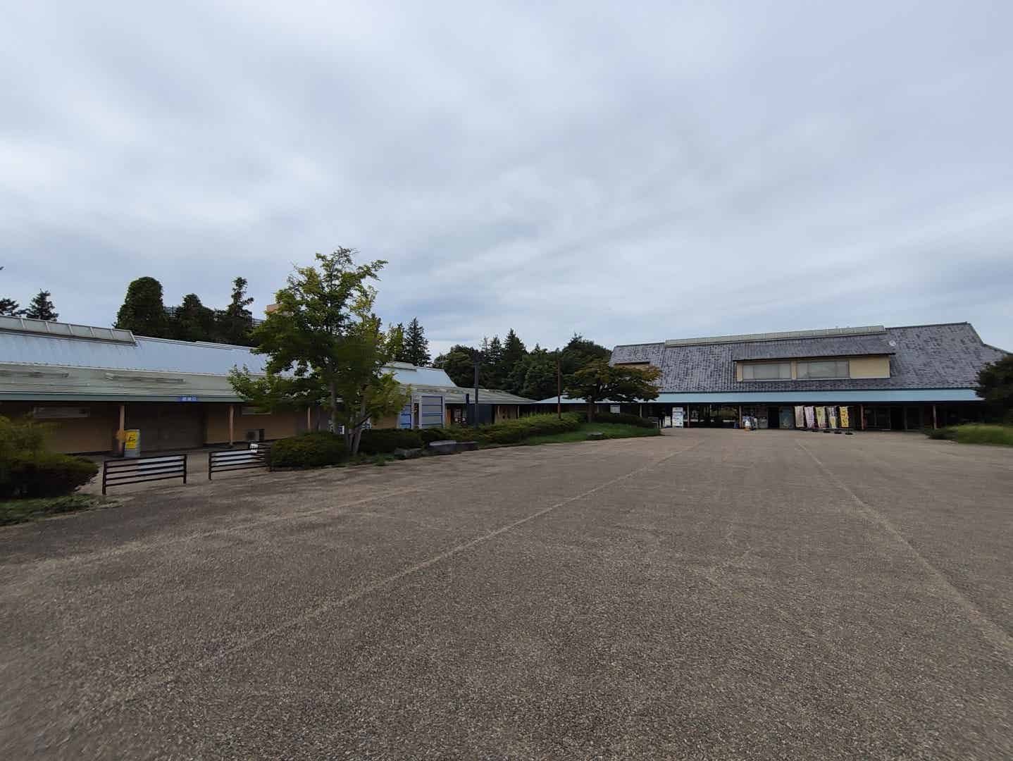 昭和記念公園の砂川口