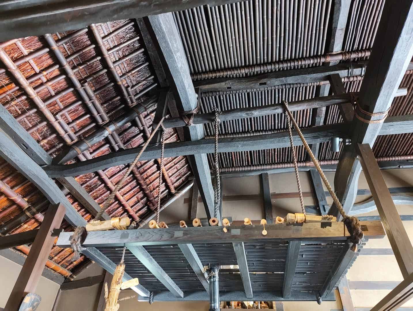 こもれびの里の建物の内部