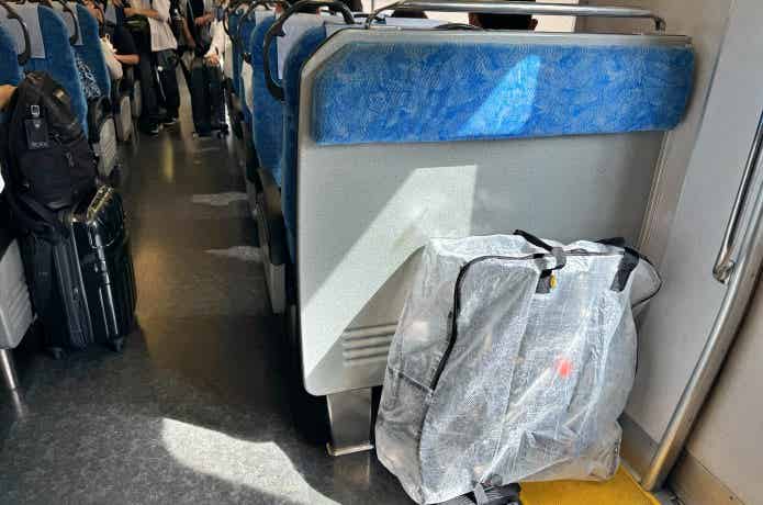 JR東海道本線で輪行中