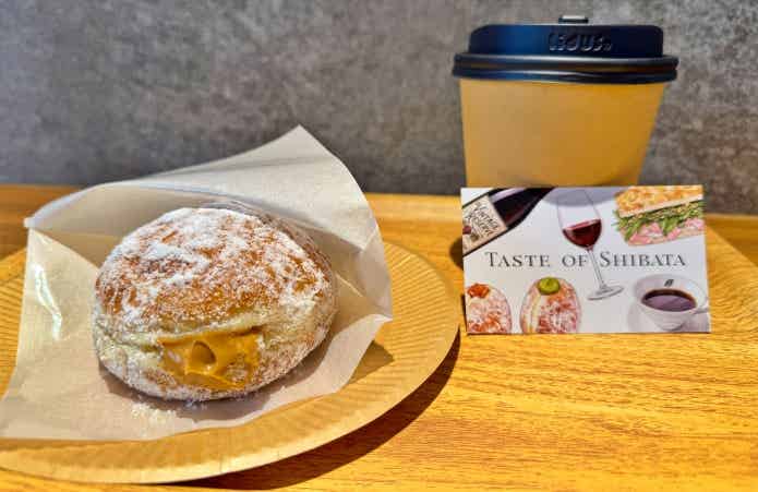 覚王山　テイスト オブ シバタの塩キャラメルドーナツとコーヒー