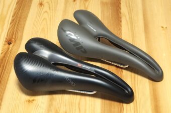 【根強い人気】セラSMPのサドル選びを解説！初心者におすすめの2モデルも実走レビュー