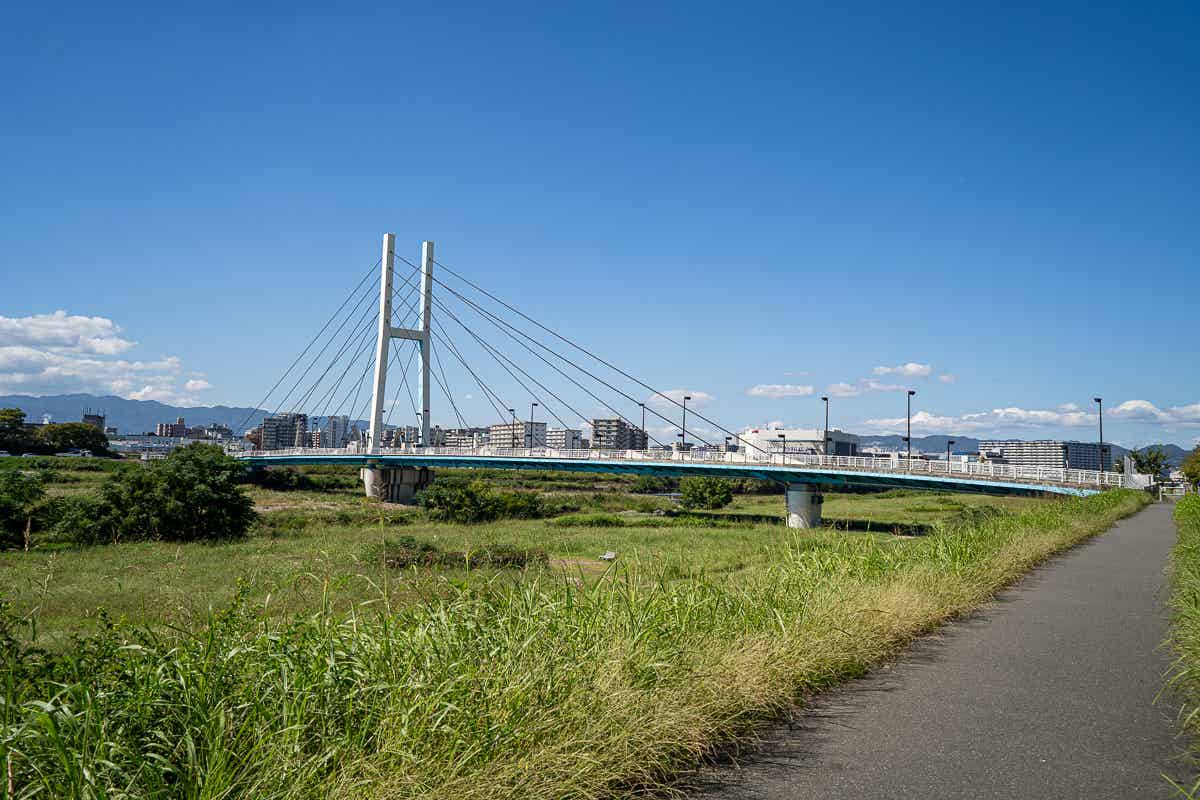 猪名川に架かる神津大橋
