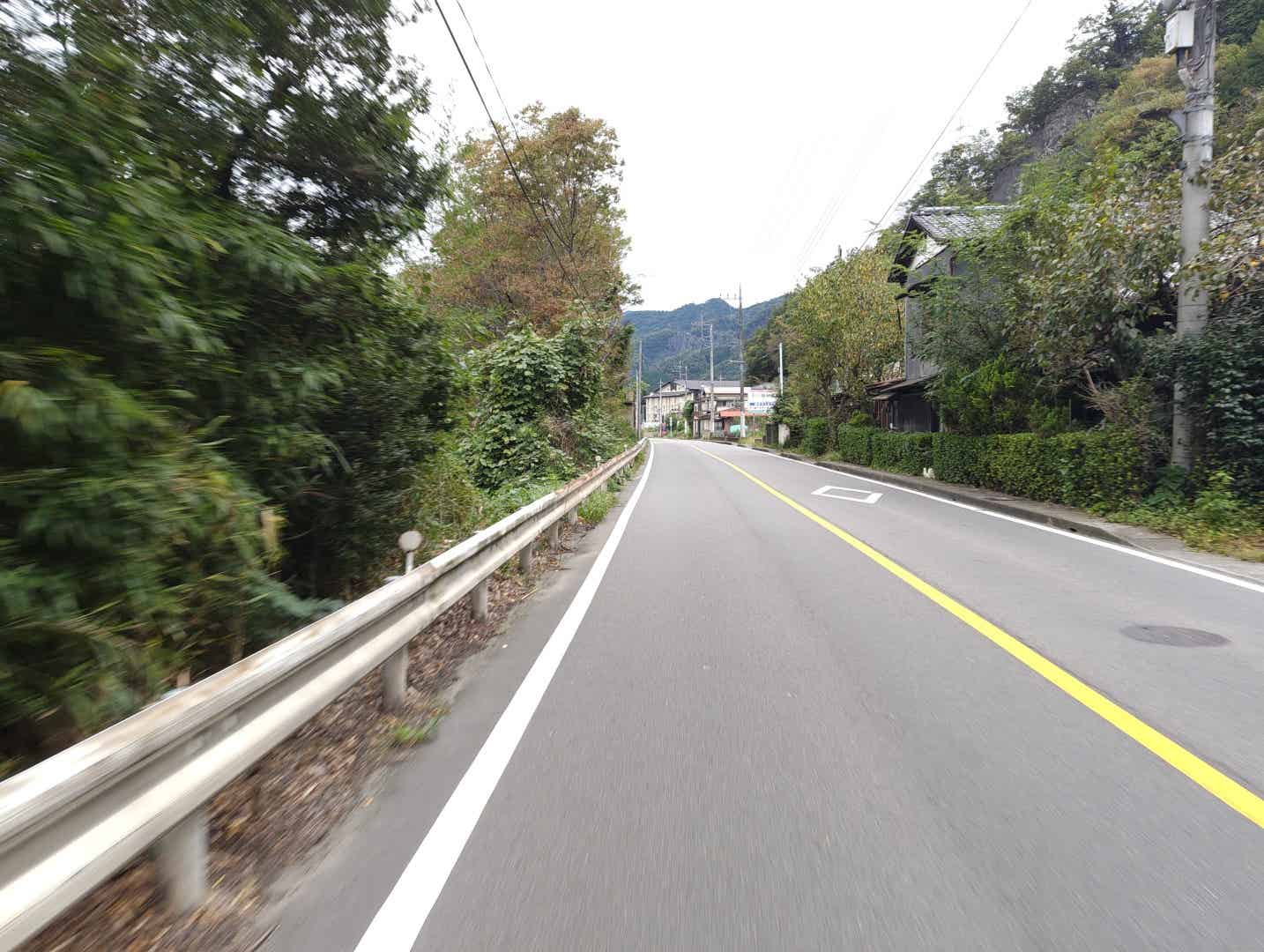 道の駅つるから大月駅までのルート