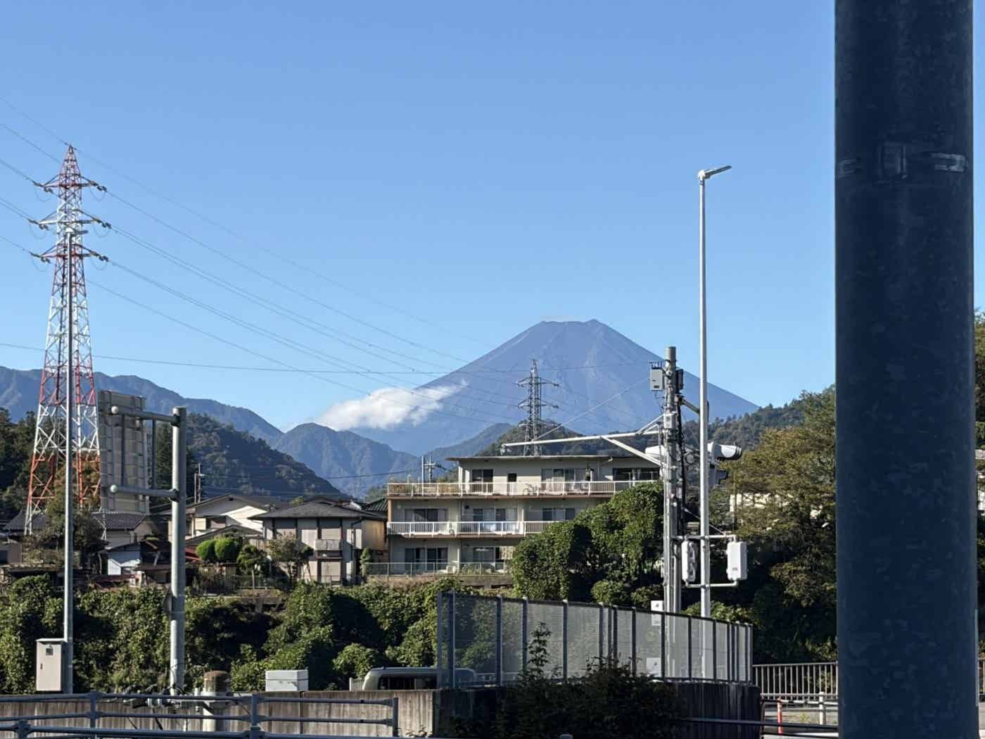 国道から見える富士山