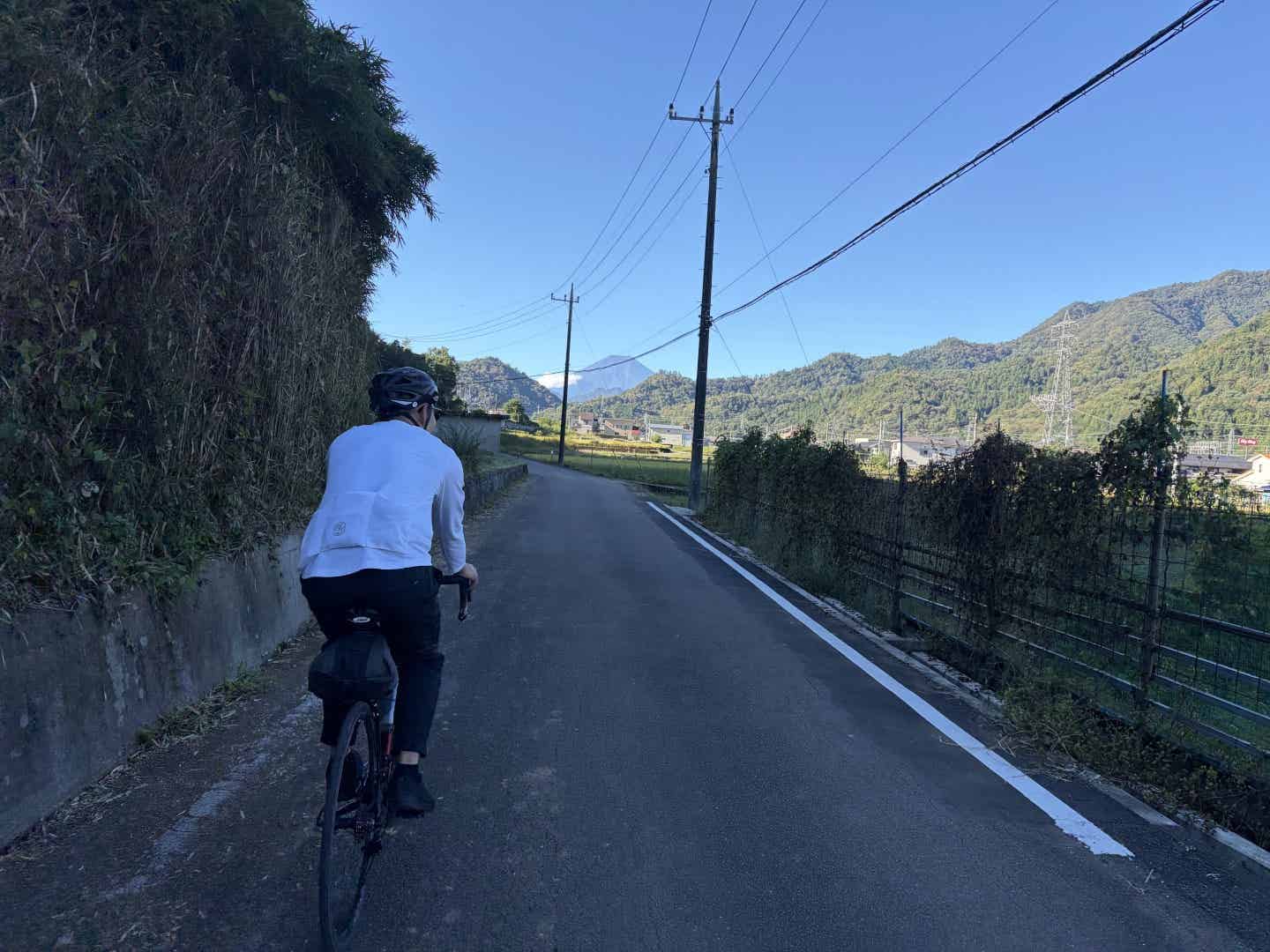 国道139号と並行する脇道